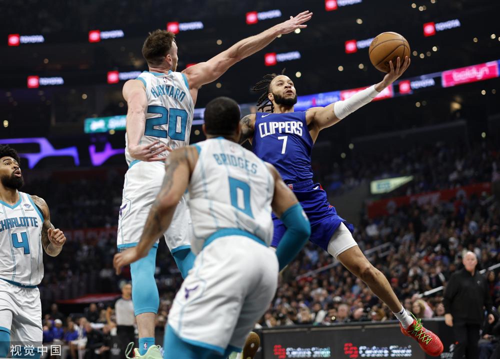 队面对突发 队面对突发