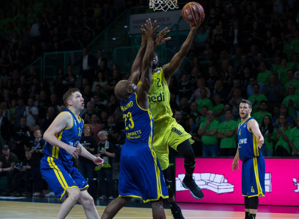 在体育界和 在体育界和